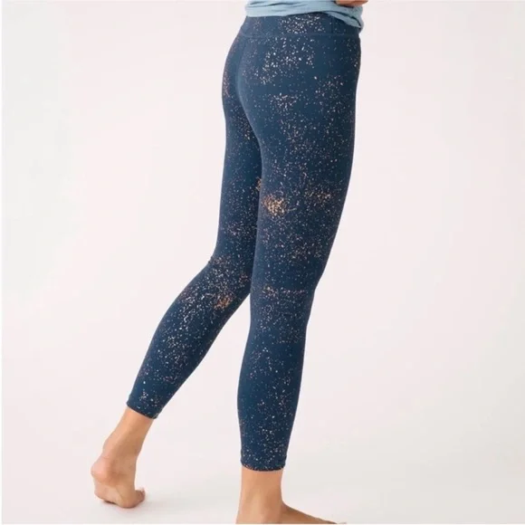 ZYIA Stay Gold Light & Tight Speckled 7/8 Leggings - Picture 5 of 13